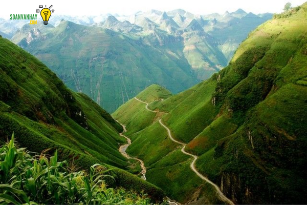 Sông núi nước nam